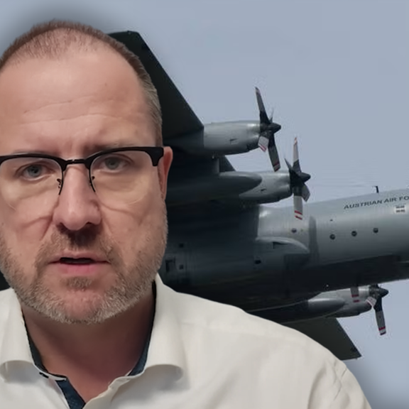 Keine Hercules-Maschine: Hafenecker attackiert Regierung