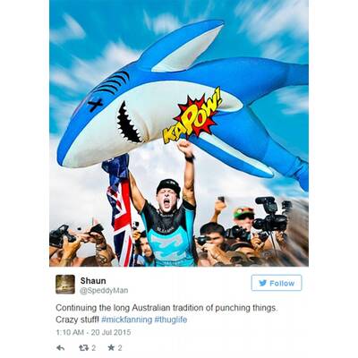 Surf-Star schlägt Hai: So lacht das Internet