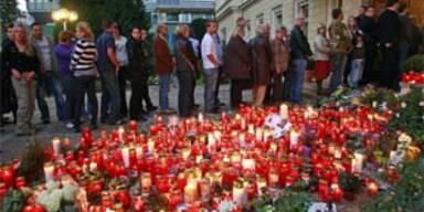 Hunderte pilgerten nach Lambichl