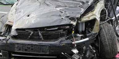 Haider ist noch nicht einmal eingeäschert