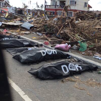 ÖSTERREICH-Reporter auf den Philippinen