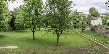 Gr&uuml;ner Mittelpunkt in Hallein.