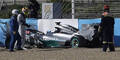 Hamilton fährt neuen Mercedes zu Schrott