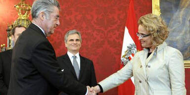 Bandion-Ortner wirkte nervös bei ihrer Angelobung