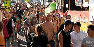 12.000 bei Wandertag der Hanf-Fans