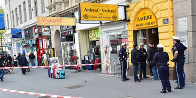 Vier Männer überfallen Juwelier 