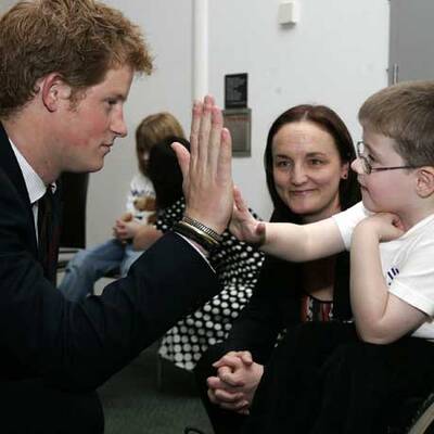 Prinz Harry ehrt die tapfersten Kinder