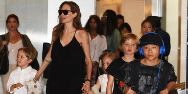 Angelina Jolie, Vivienne Jolie-Pitt, Shiloh Jolie-Pitt, Pax Jolie-Pitt