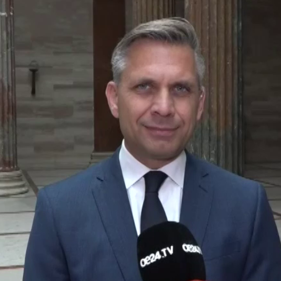 Spritpreisbremse fix: Wolfgang Hattmannsdorfer im Interview | Isabelle Daniel