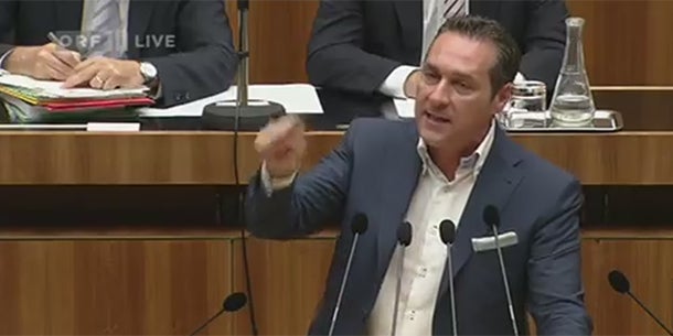 NEOS schwänzen Budget-Debatte