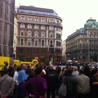 Heli landet am Stephansplatz