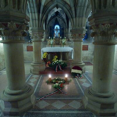 Jetzt ruht sein Herz in der Benediktinerabtei Pannonhalma