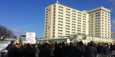 Demo gegen Hochhaus am Heumarkt