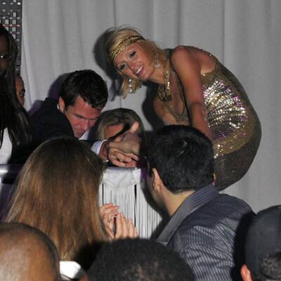 Heiße Nacht: So wild feiern Paris & Doug