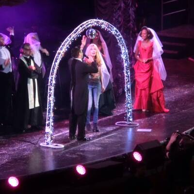 Robbie Williams swingt in der Stadthalle