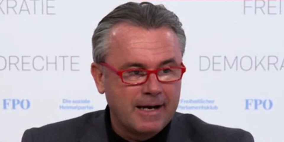 Hofer mit neuer Brille