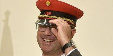 Hofer krempelt die ÖBB völlig um