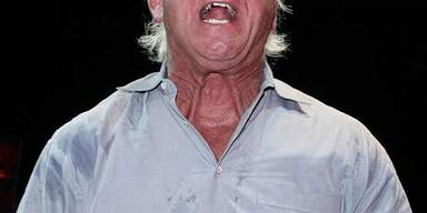 Hulk Hogan blutig geschlagen