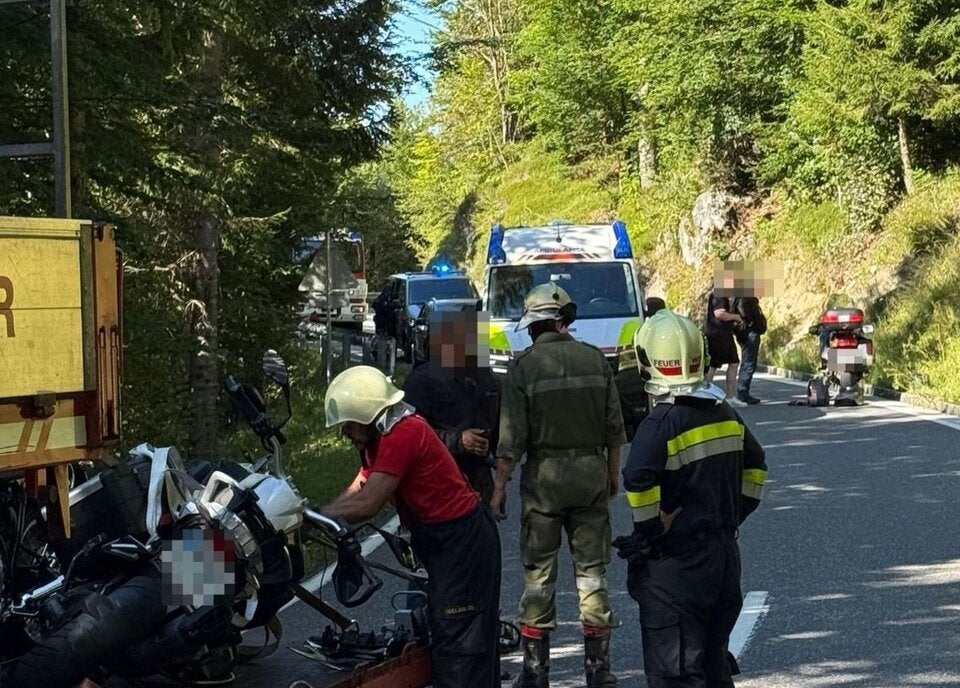 17 Biker auf Tour - Motorradfahrer tot, Ehefrau in Lebensgefahr