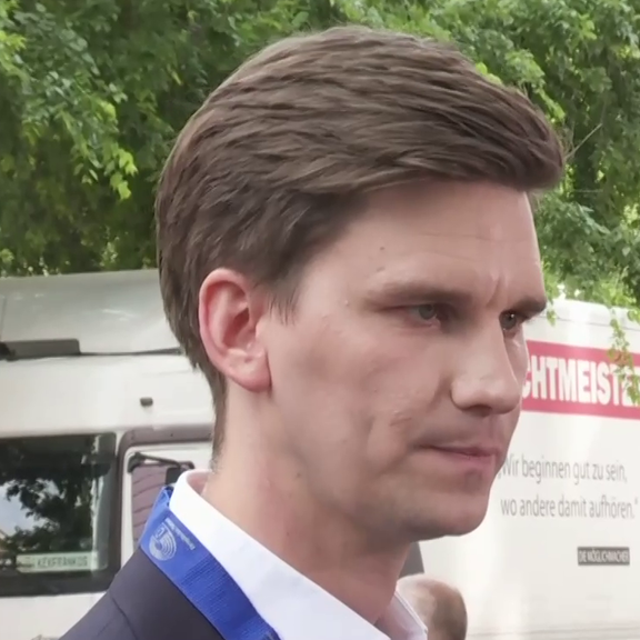 Wahl-Beben: FPÖ klar Erster - SPÖ & ÖVP gleichauf | Douglas Hoyos