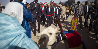 Francoise Hollande Kamel