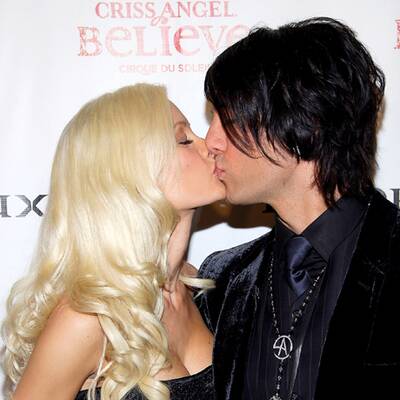 Bunny Holly Madison & Magier Criss Angel