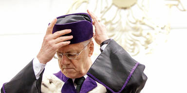 Wilde Ger&uuml;chte um Wahl-Anfechtung