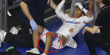 Radler-Wade von 20-cm-Splitter durchbohrt