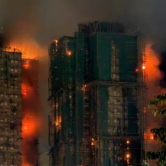 Mindestens 55 Tote nach Inferno in Hongkong