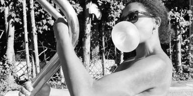 Star-Ballerina outet Schwangerschaft oben ohne