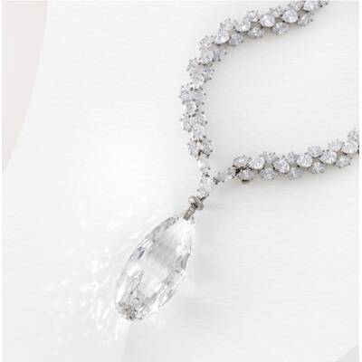 Großer Mogul mit einem 362-Karat-Smaragd