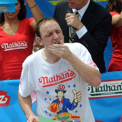 62 Hotdogs in 10 Minuten