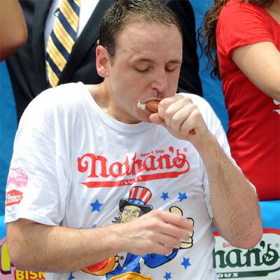 62 Hotdogs in 10 Minuten