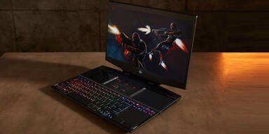 Gaming-Notebook mit 2 Displays im Test