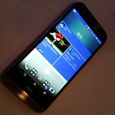 HTC One (M8)