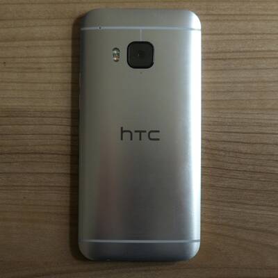 HTC One M9