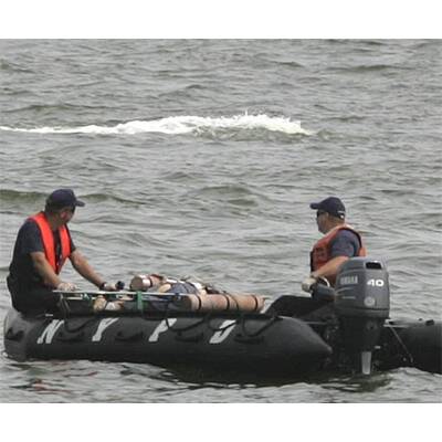 Hubschrauber kollidiert mit Kleinflugzeug