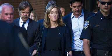 Felicity Huffman Prison