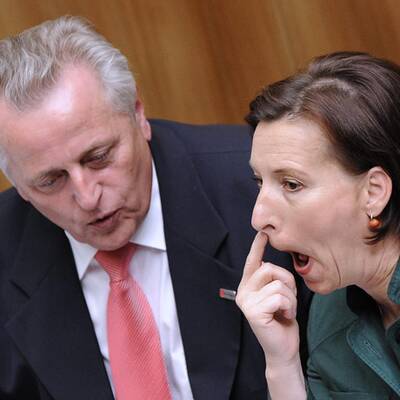 Hochs und Tiefs im Parlamentsstadion