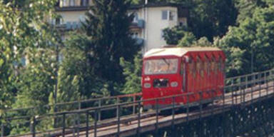 Drei Verletzte bei Unfall der Hungerburgbahn