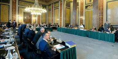 Geldw&auml;sche-Experte will Verdachtsliste nachreichen