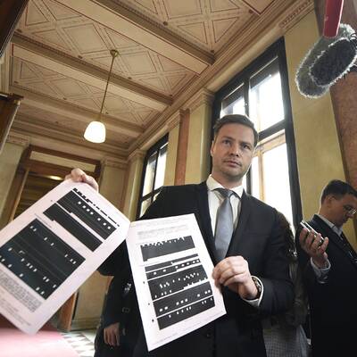 Hypo: Streit um geschwärzte Akten