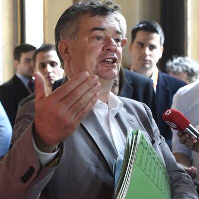 Hypo: Streit um geschwärzte Akten