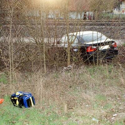 Pkw krachte in Auto von Ersthelfer