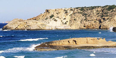 Frau stürzt nach Heiratsantrag in den Tod