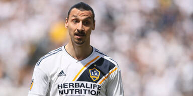 Ibrahimovic spottet &uuml;ber Ronaldo-Tor