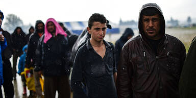 Dutzende Verletzte durch Tränengas-Attacke