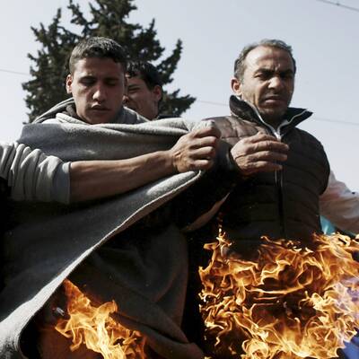 Flüchtling zündet sich selbst an