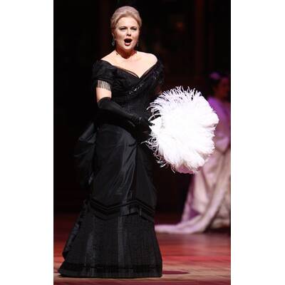 Voten Sie für die schönste Ballrobe