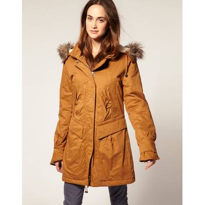 Cape, Poncho, Parka: Die neuen Jackentrends